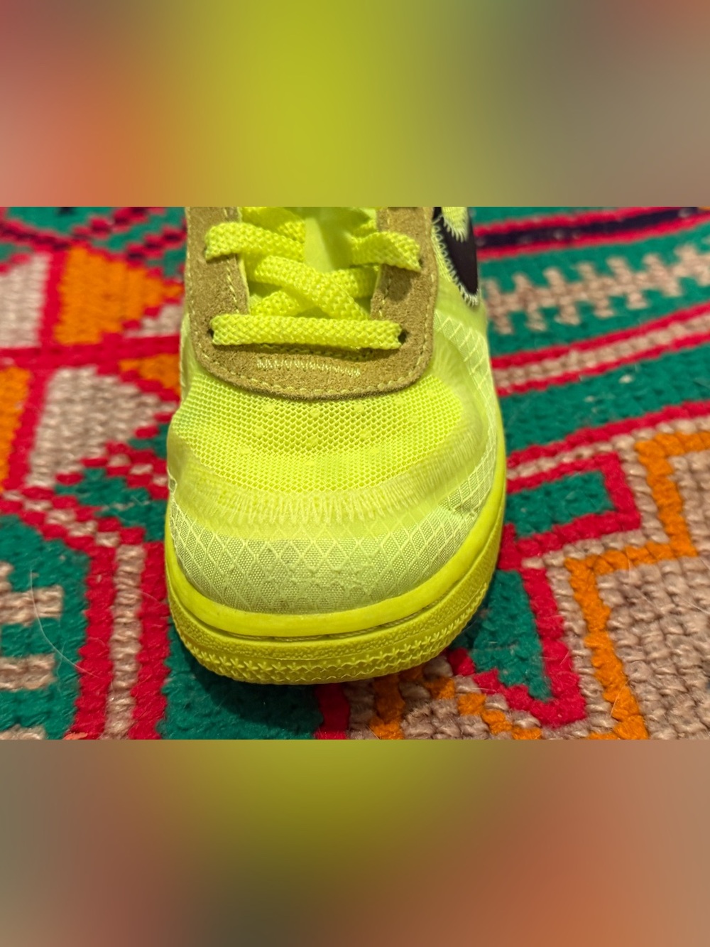 Nike Air Force 1 Low x Off-White in vibrant "Volt" toddler girls size 9 - Picture 5 of 10